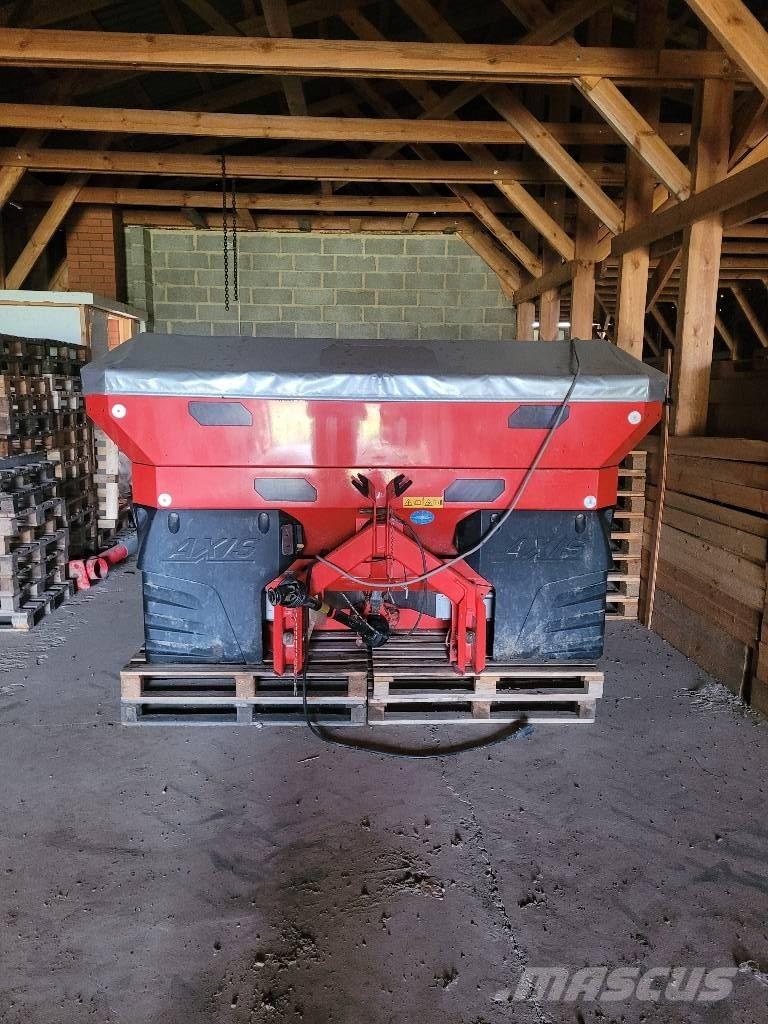 Kuhn Axis 30.1 W Mineraldüngerstreuer