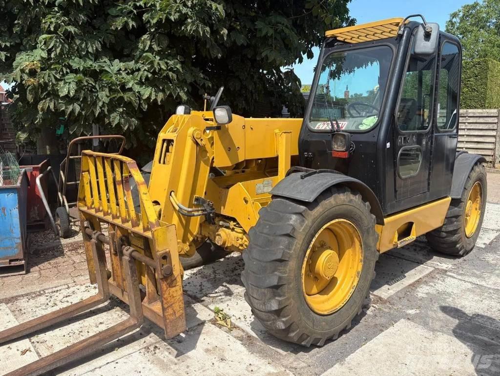 CAT TH62 Teleskoplader für Landwirtschaft