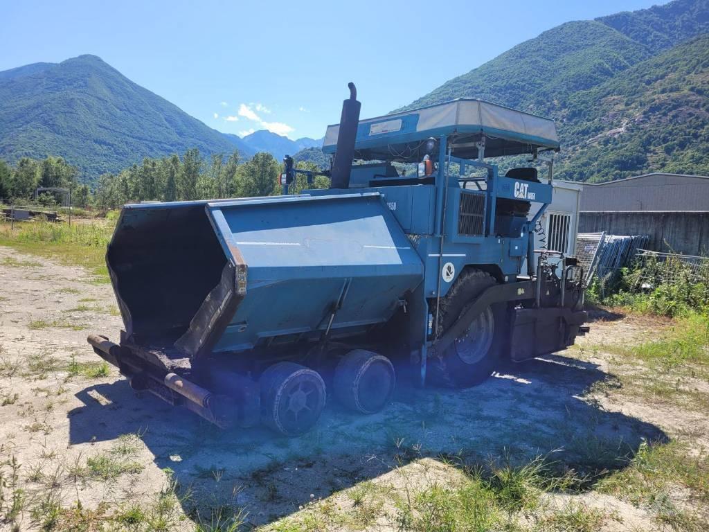 CAT BB 650 Strassenfertiger