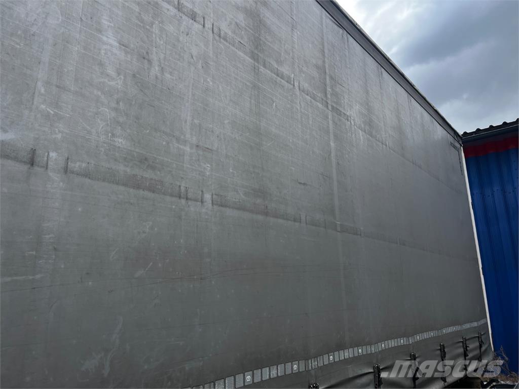 Krone SD Pritschenwagen/Pritschenwagen mit Seitenklappe