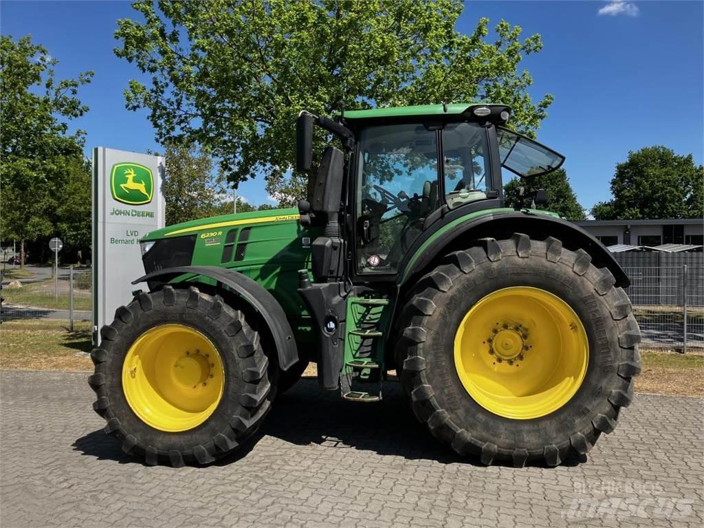 John Deere 6230R Traktoren
