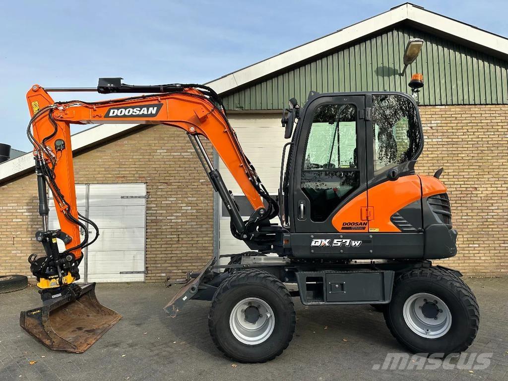 Doosan DX57W-7 Mobilbagger