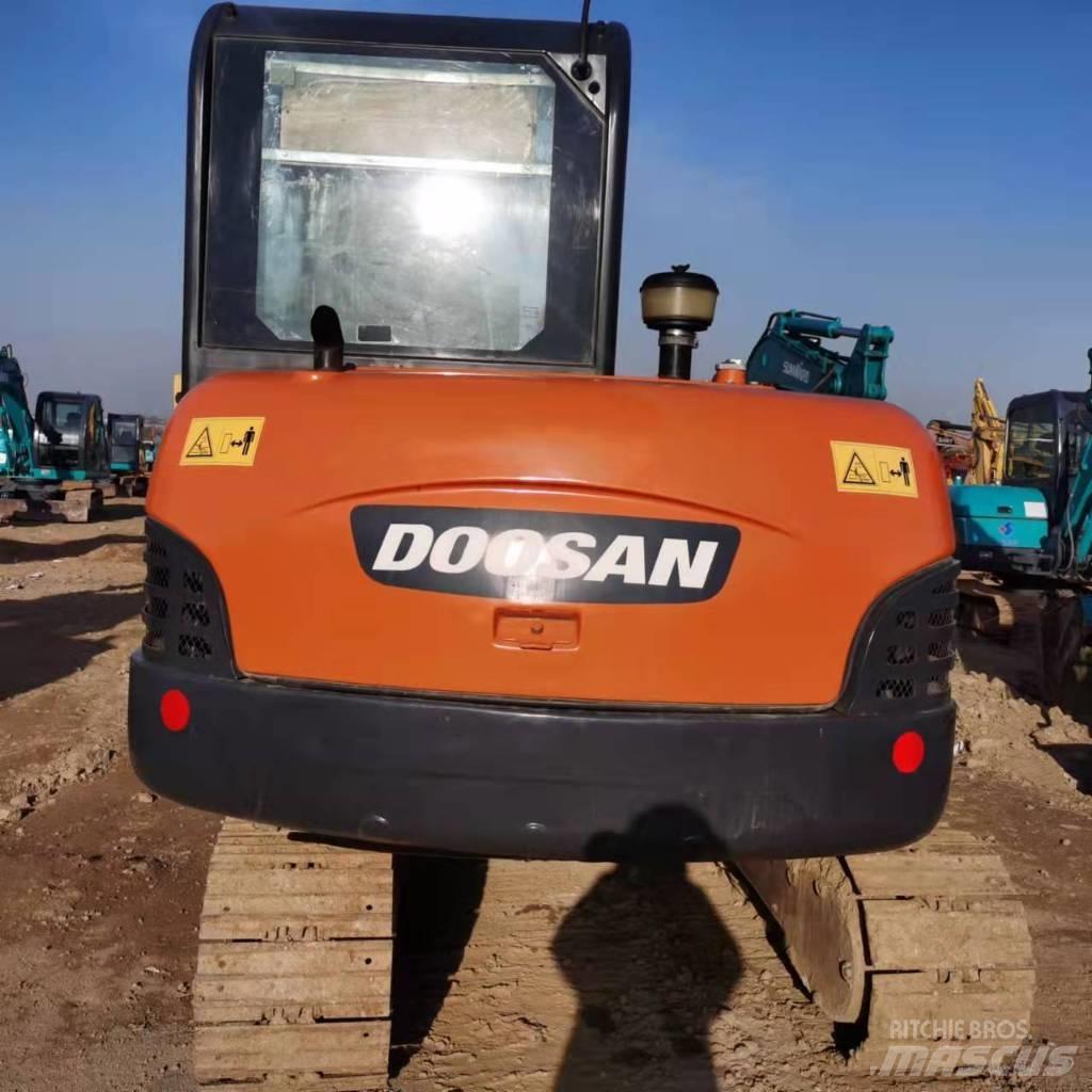 Doosan DH60-7 Raupenbagger