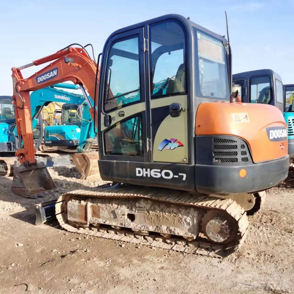 Doosan DH60-7 Raupenbagger