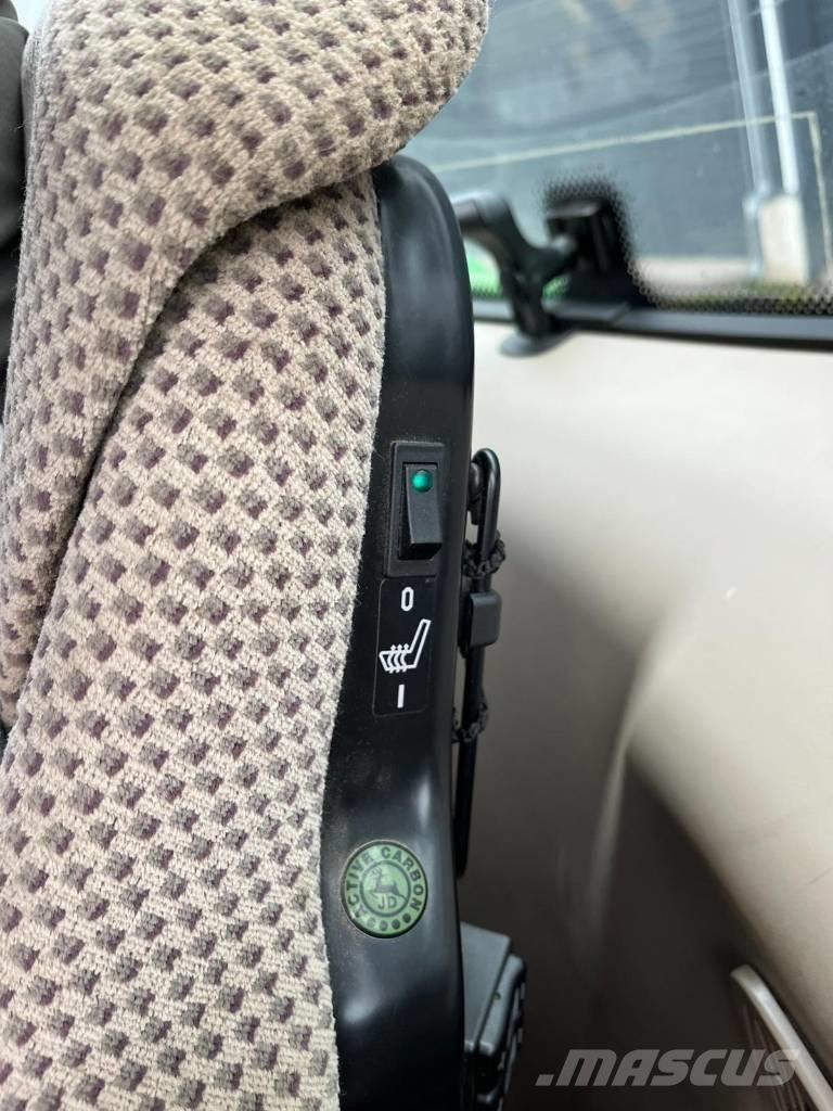 John Deere 6250 R Traktoren