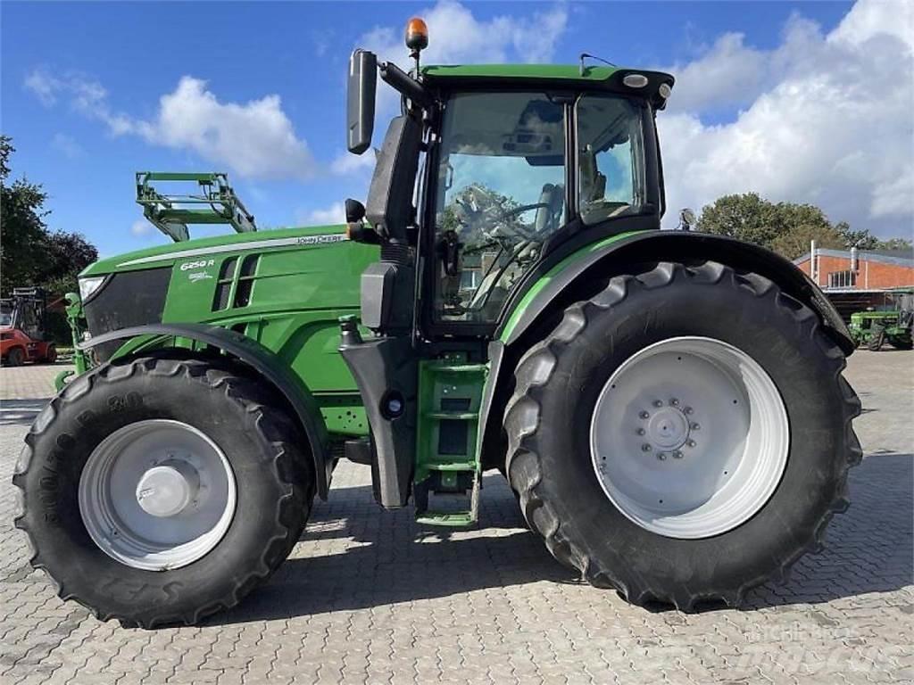 John Deere 6250R Traktoren