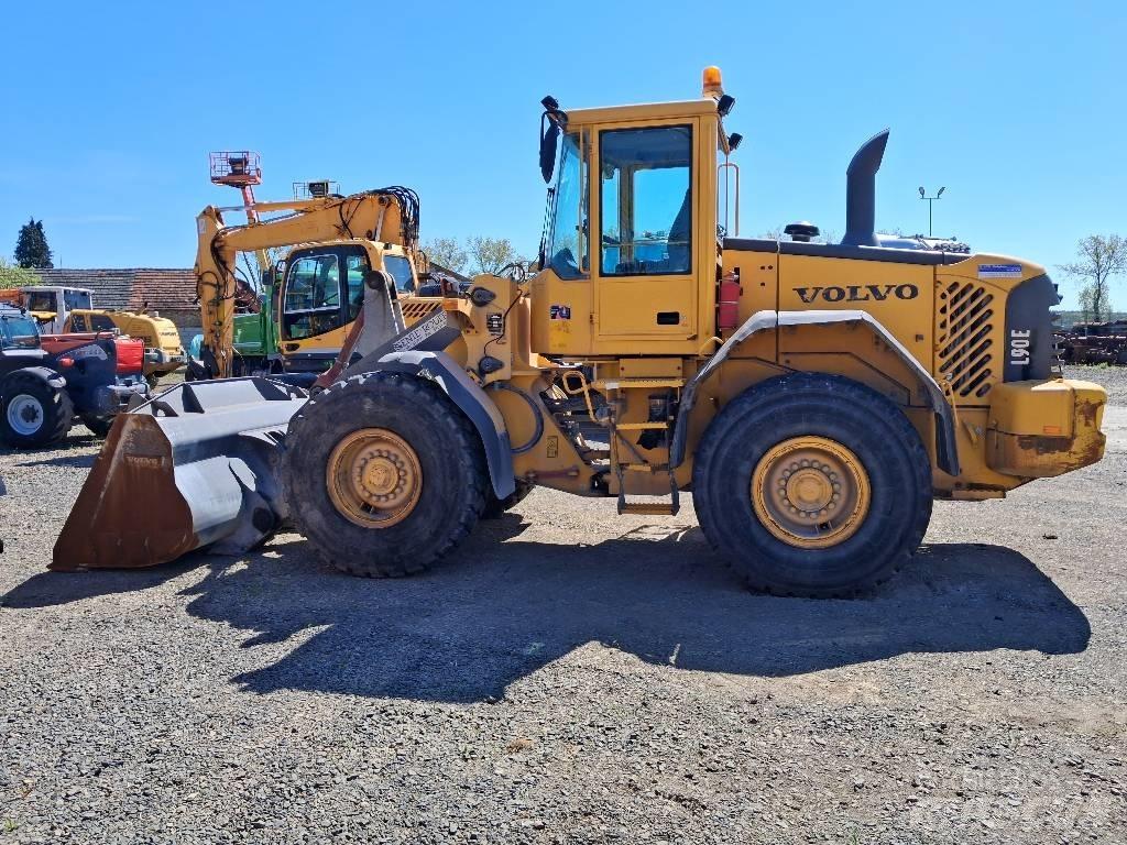 Volvo L 90 E Radlader