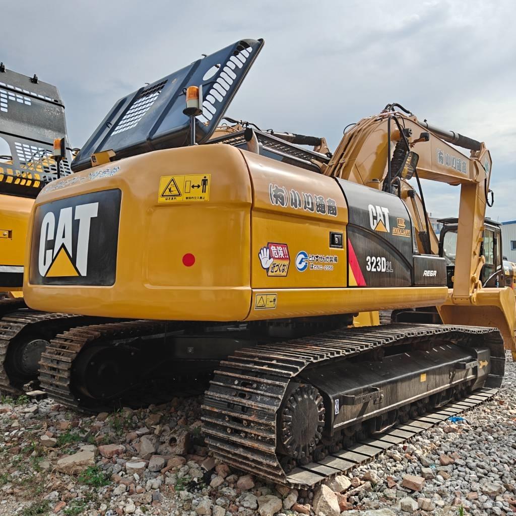 CAT 323 D L Raupenbagger