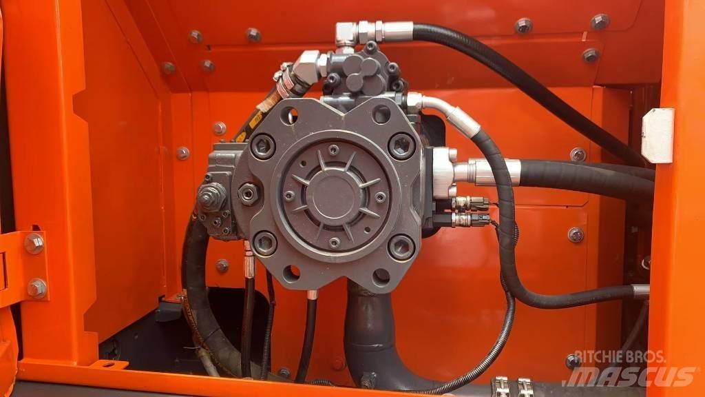 Doosan DX300lc-9 Raupenbagger
