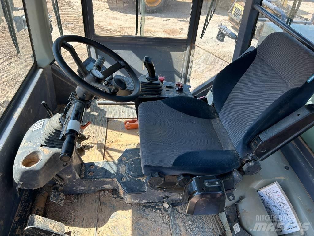 Dynapac CT 3000 Erdbauwalzen
