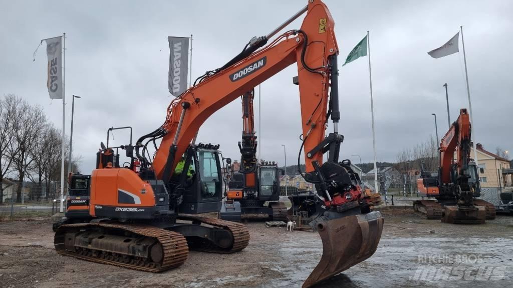 Doosan 235 LCR Raupenbagger