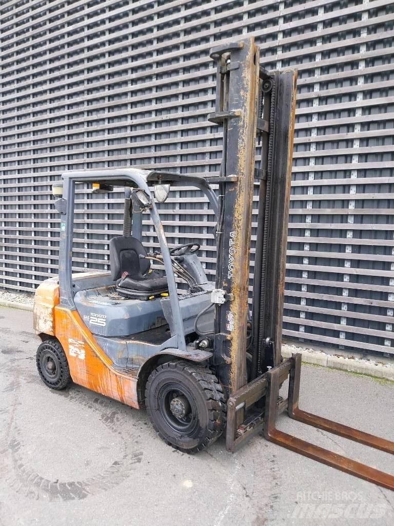 Toyota 25 Diesel heftrucks