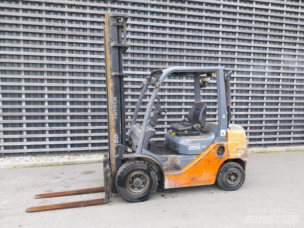 Toyota 25 Diesel heftrucks