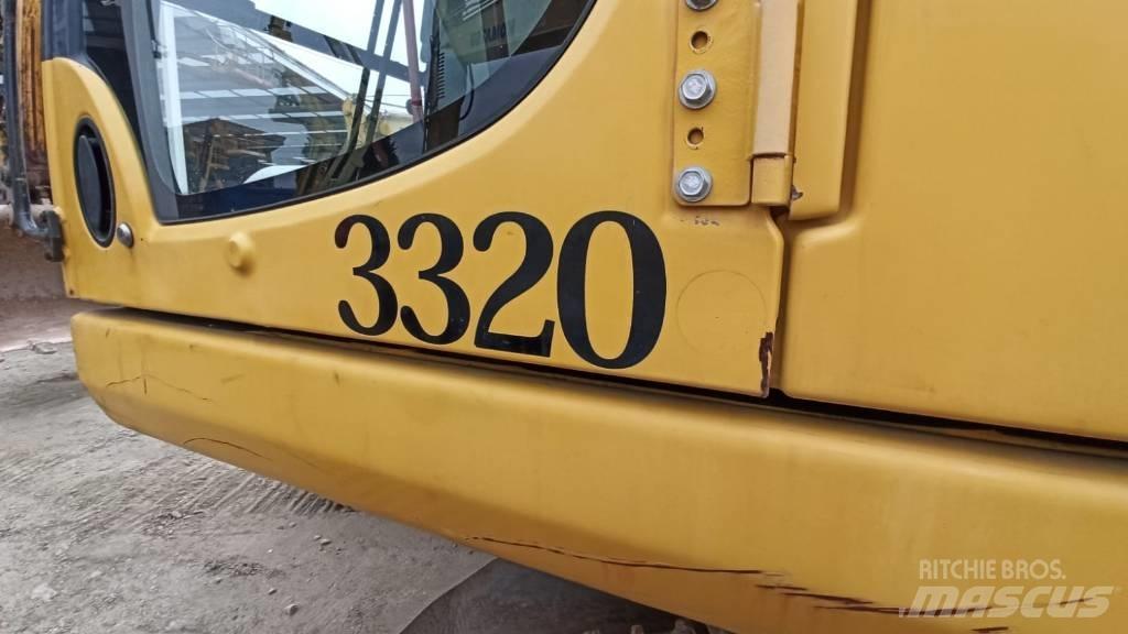 Komatsu PC240NLC-8 Raupenbagger