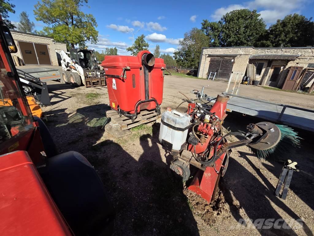  AC C1100 Sonstige Kommunalmaschinen