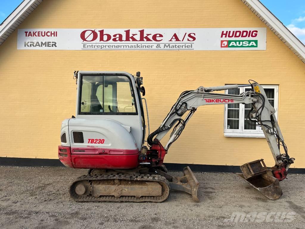 Takeuchi TB 320 Minibagger < 7t