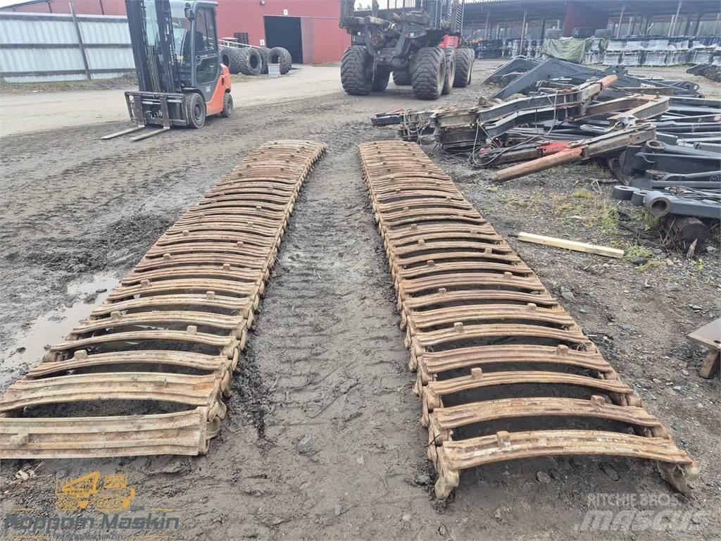 Clark TXL 800x26.5 Fahrwerke / Gummiketten