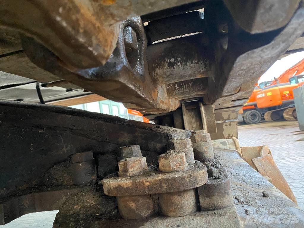 Hitachi ZX 460 Raupenbagger