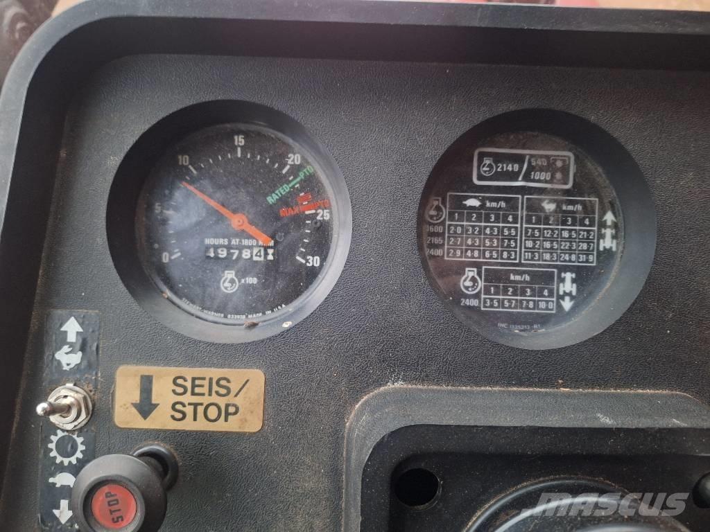 Case IH 885 XL Traktoren