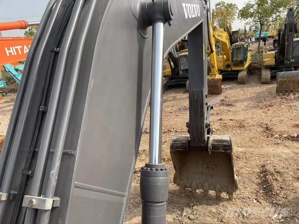 Volvo EC 250 D Raupenbagger