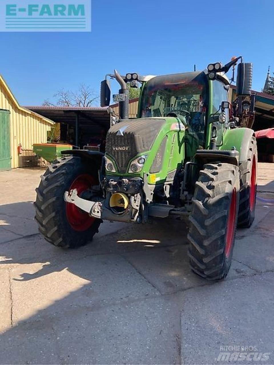 Fendt 724 vario Traktoren