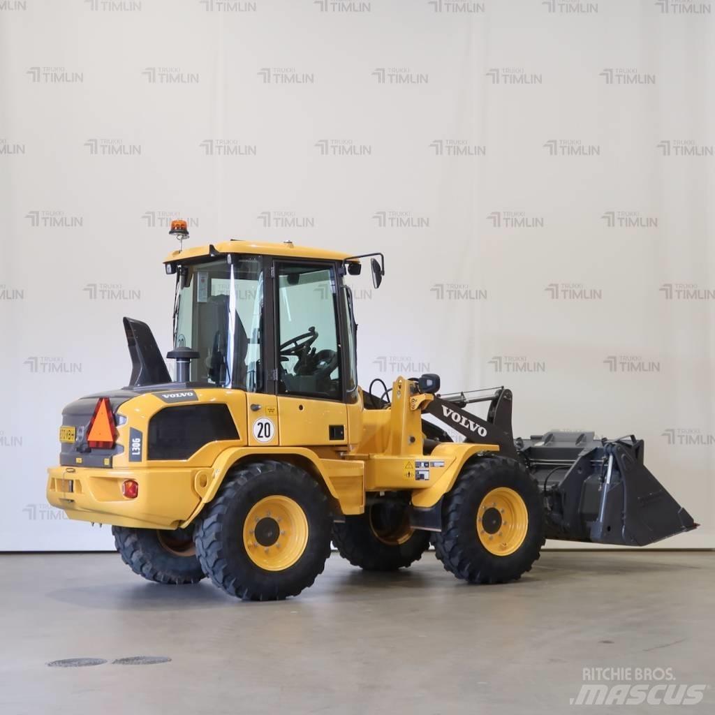Volvo L30G Radlader
