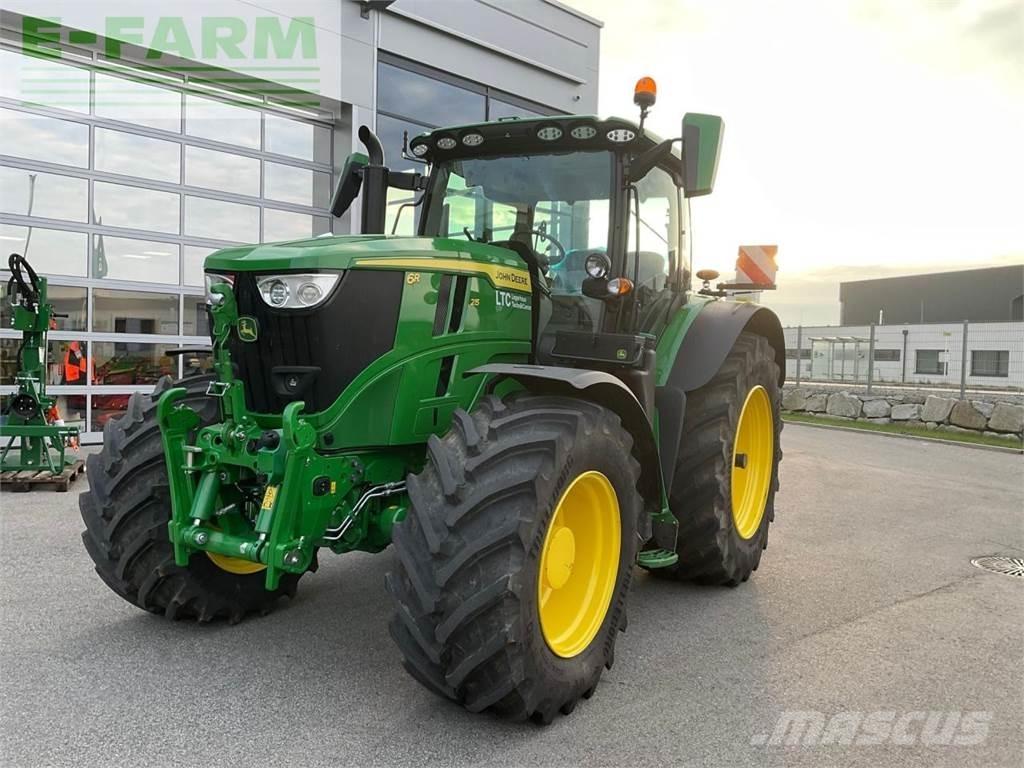 John Deere 6R 215 Traktoren