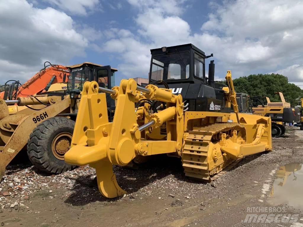 Shantui SD 32 Bulldozer