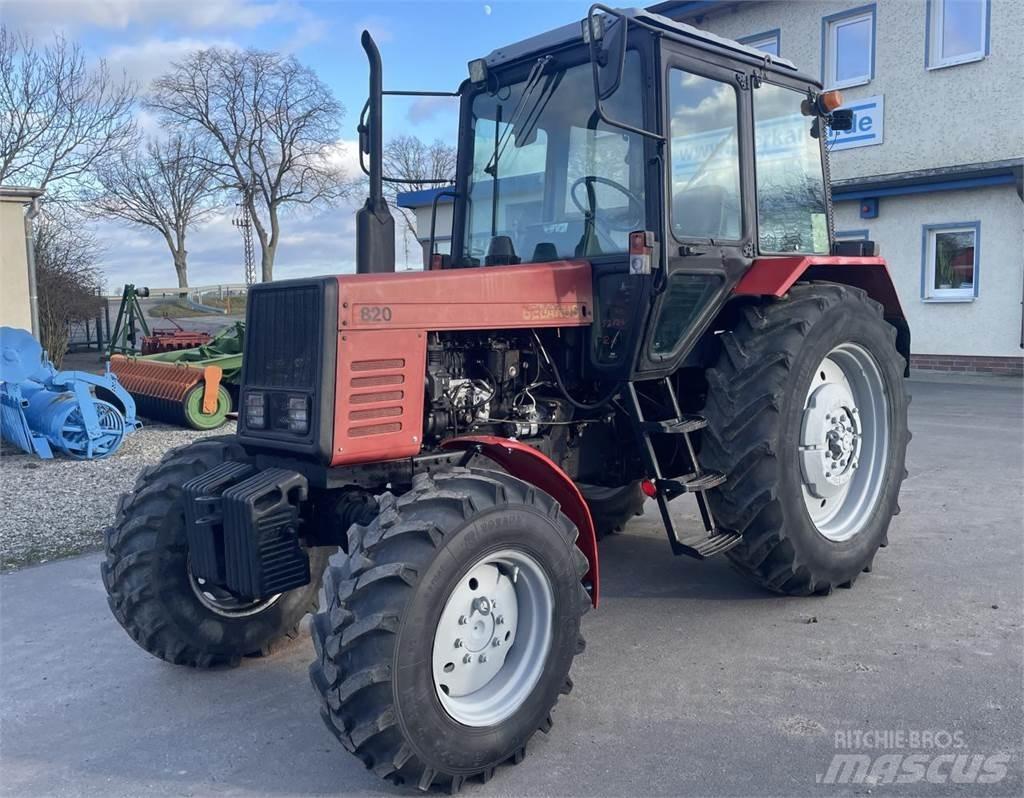 Belarus MTS 820 Traktoren