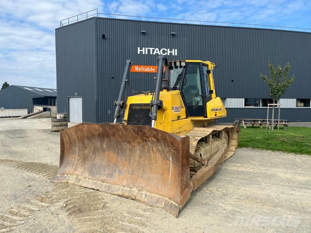 New Holland D180 Bulldozer