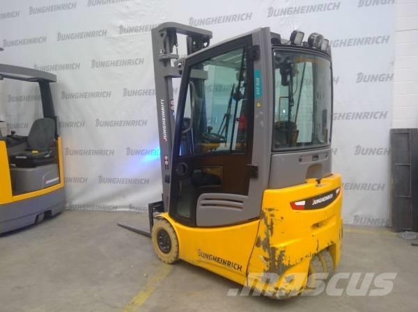 Jungheinrich EFG 215 Elektrische heftrucks