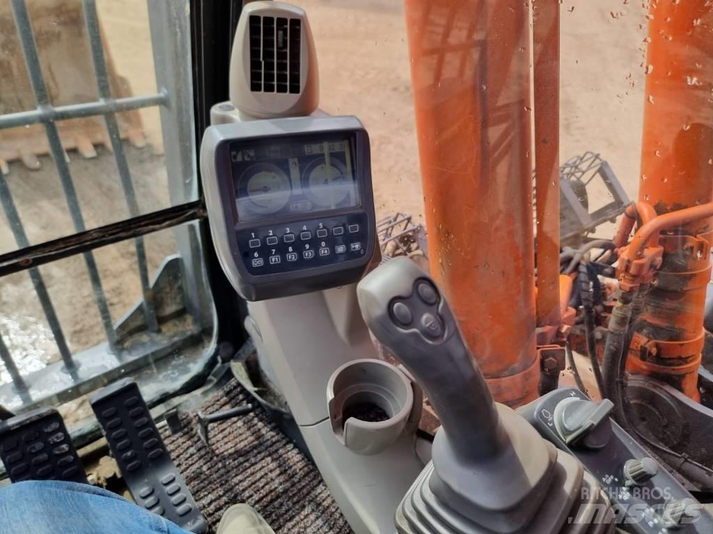 Hitachi ZX 250 LC-3 Raupenbagger