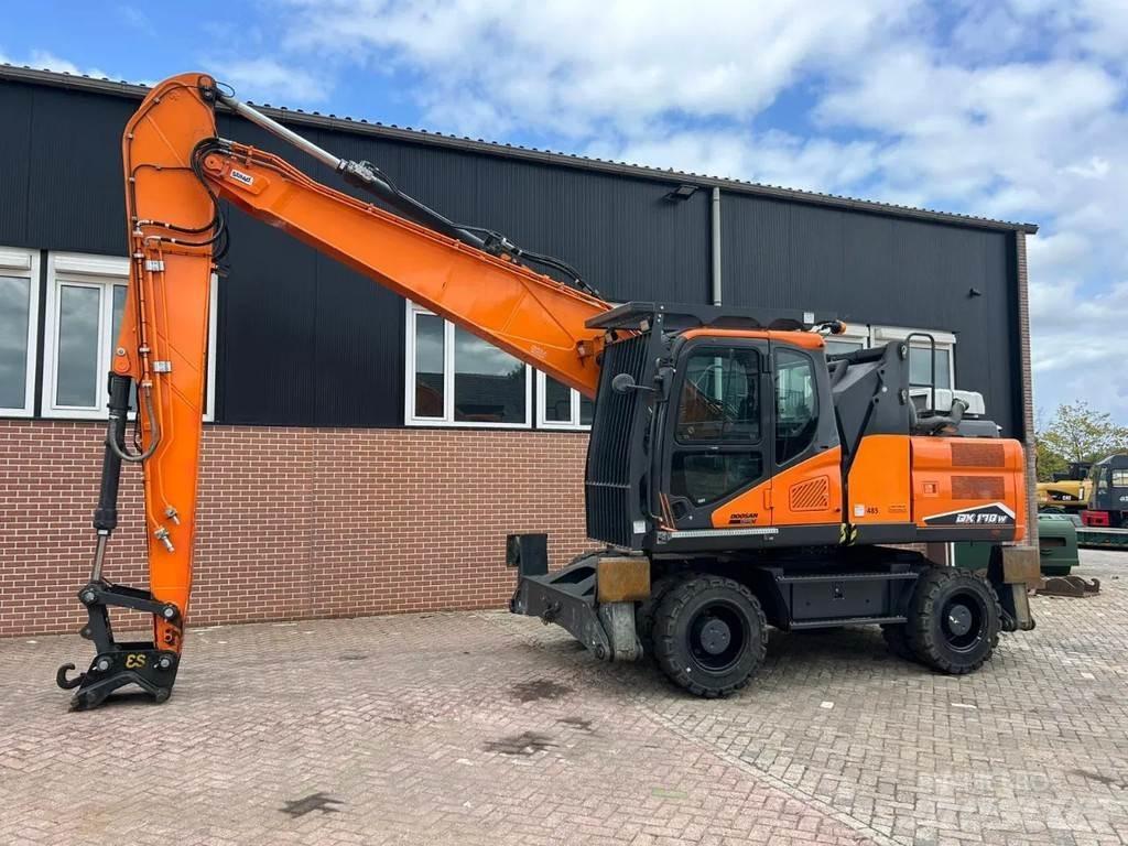 Doosan DX170W-5 Materialumschlag