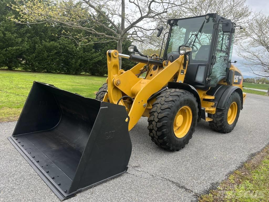 CAT 908M Radlader