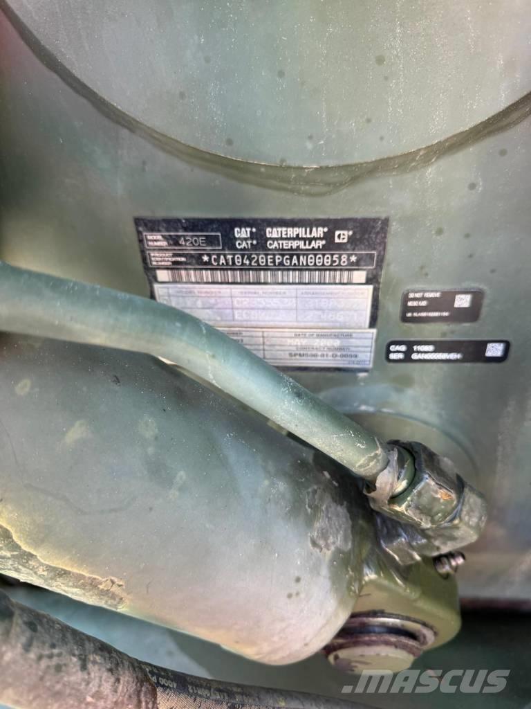 CAT 420E Baggerlader