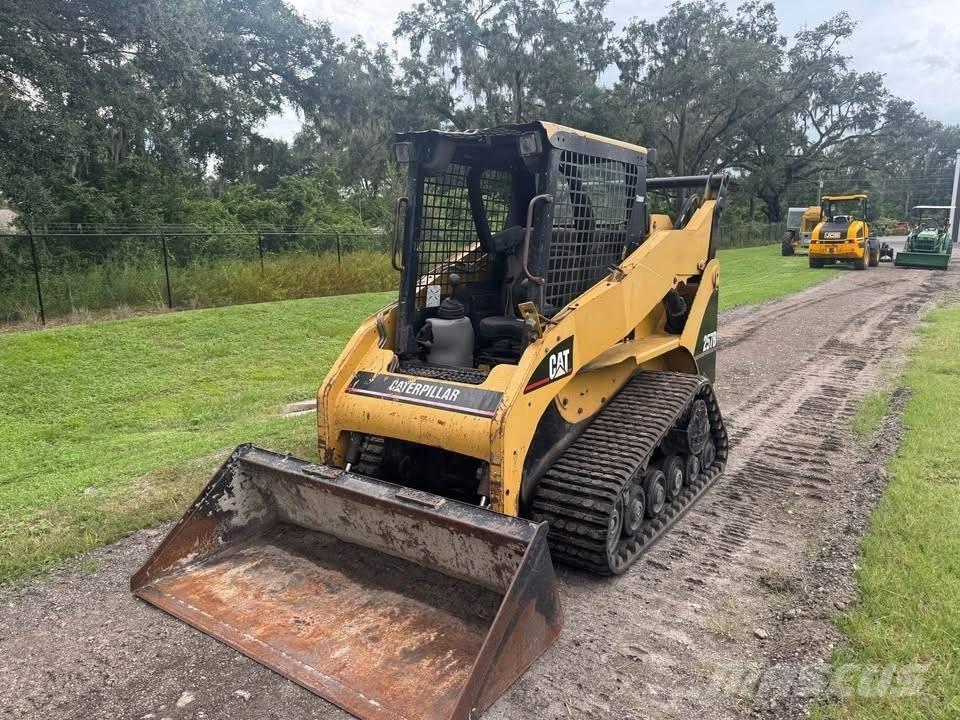 CAT 257B Kompaktlader