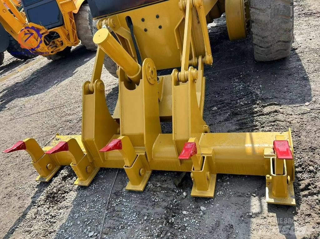 CAT 140 H Grader