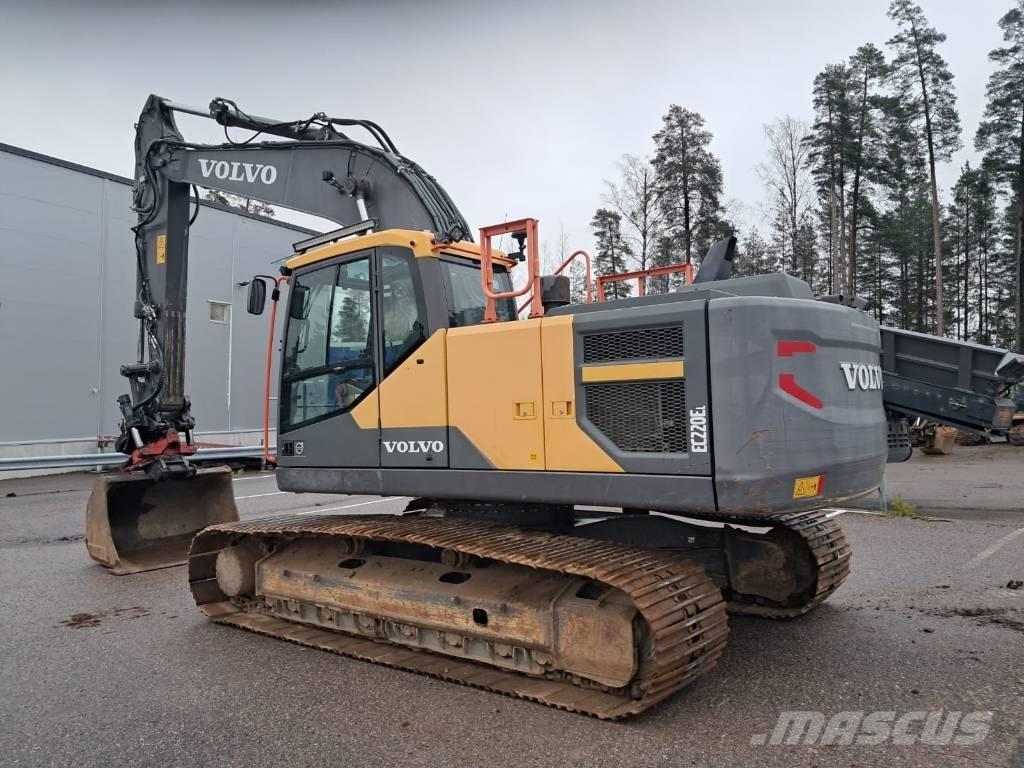 Volvo EC 220 EL Raupenbagger