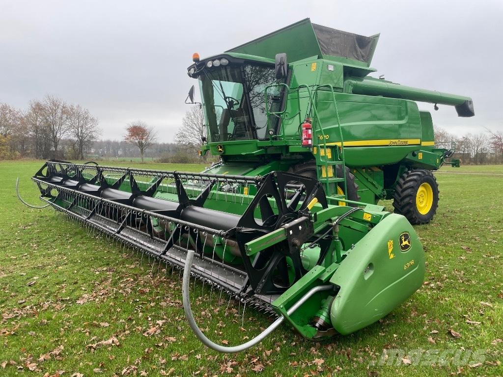 John Deere T 670 i Mähdrescher