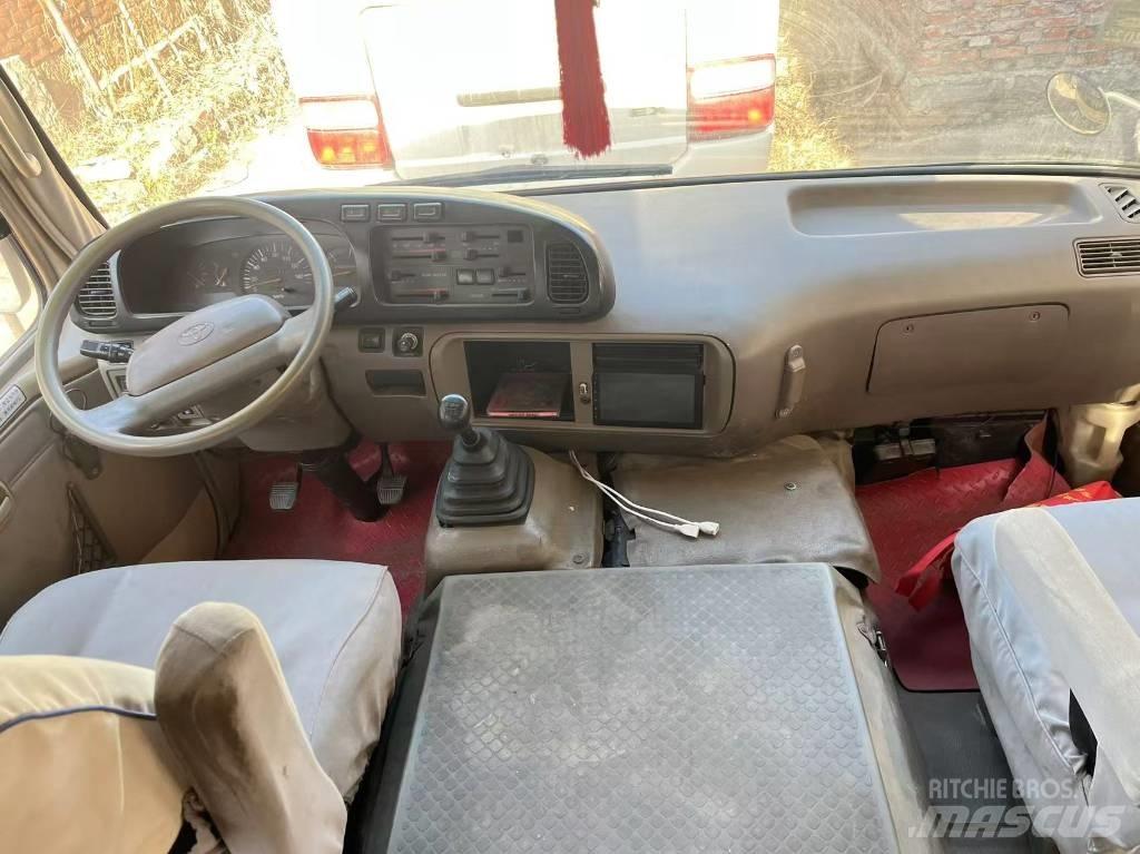 Toyota Coaster Überlandbusse
