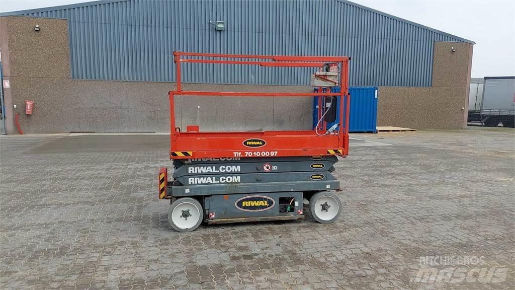 SkyJack SJIII3220 Scheren-Arbeitsbühnen