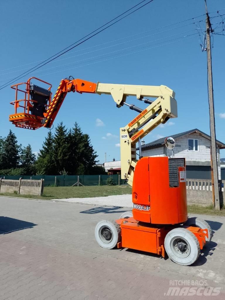 JLG E 300 AJP Gelenkteleskoparbeitsbühnen