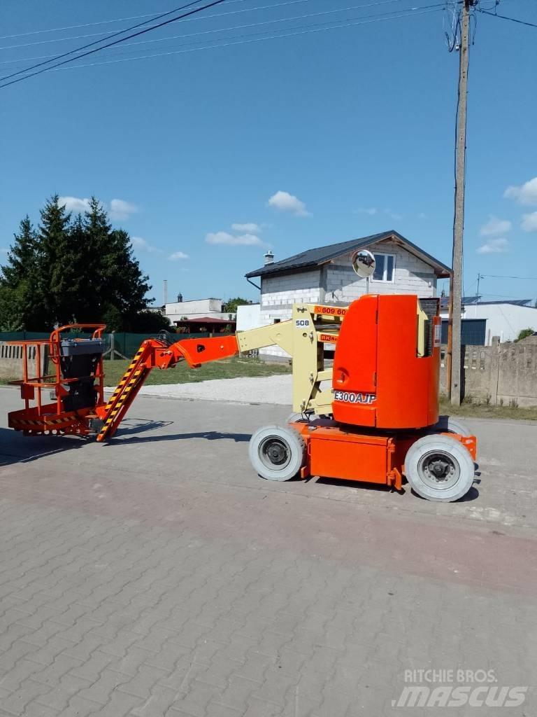 JLG E 300 AJP Gelenkteleskoparbeitsbühnen
