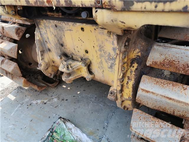 Komatsu D41P Bulldozer