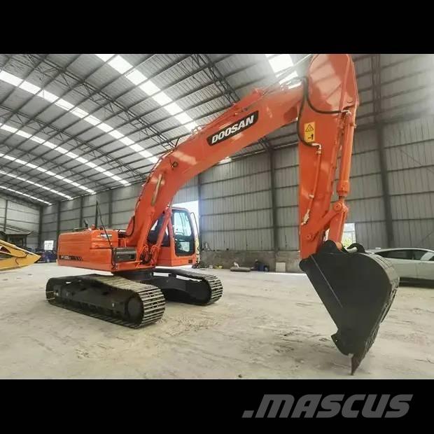 Doosan DX 225 LC Raupenbagger
