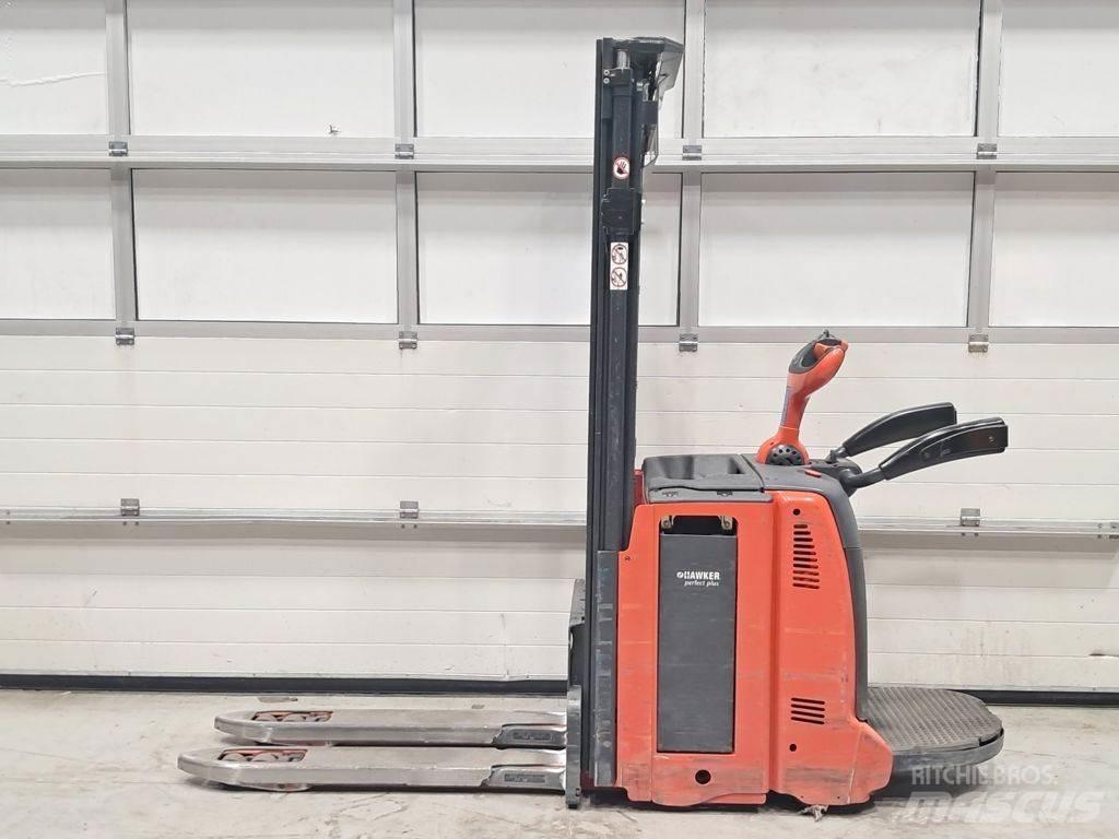 Linde D12 AP Deichselstapler