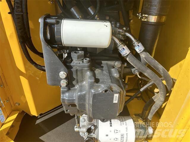 Komatsu PC200-8 Raupenbagger