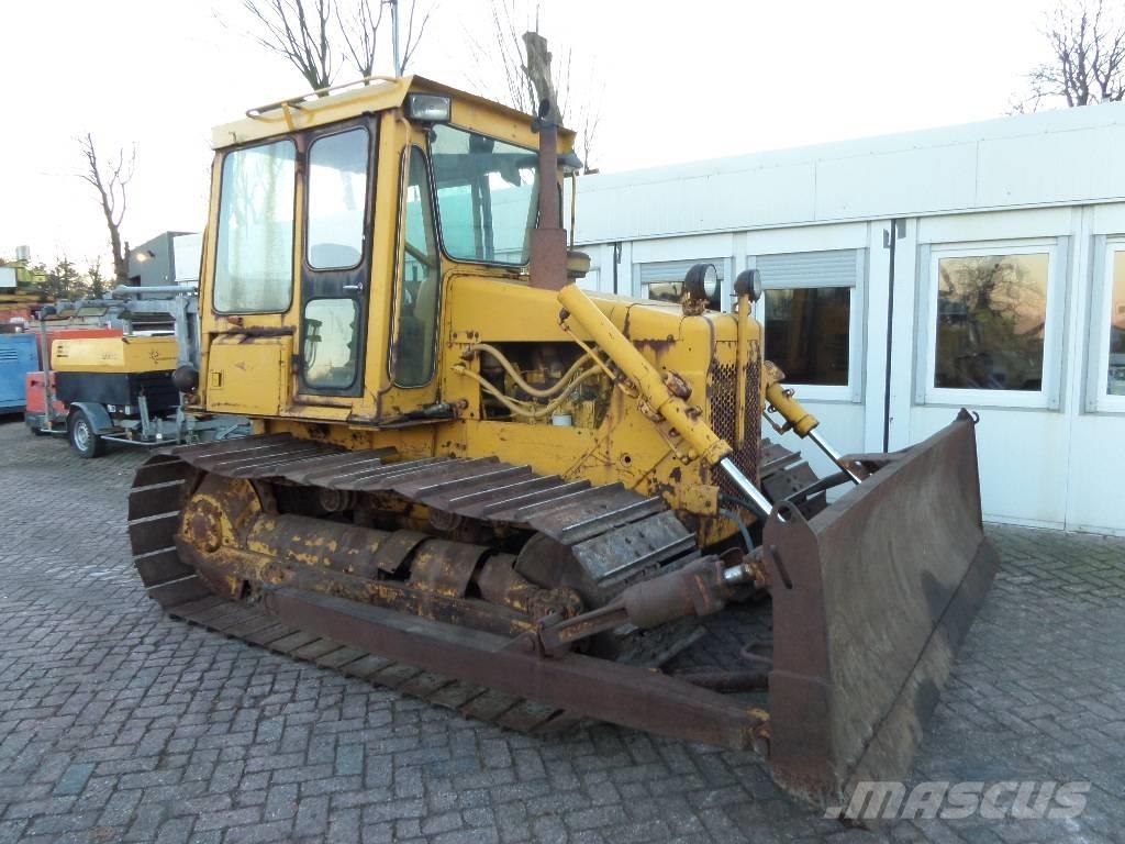 CAT D 4 E Bulldozer