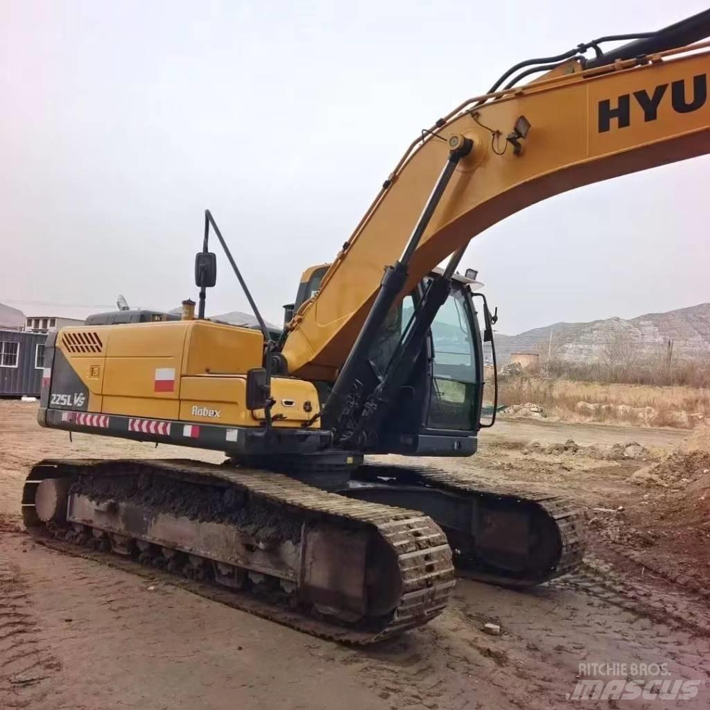 Hyundai R225LVS Mobilbagger