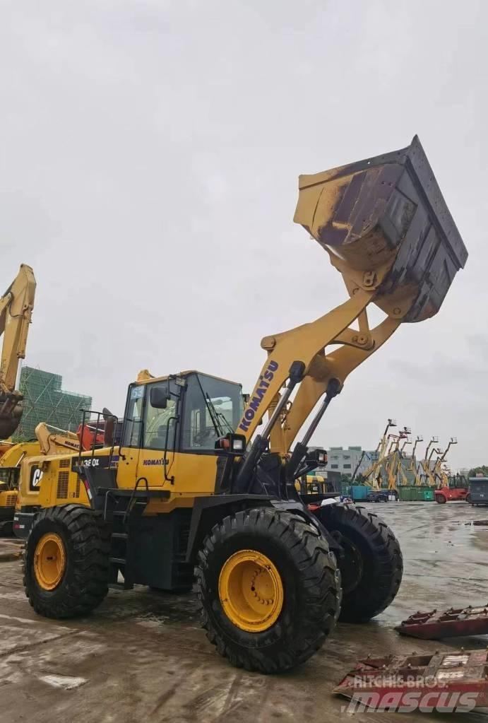 Komatsu WA 380 Radlader